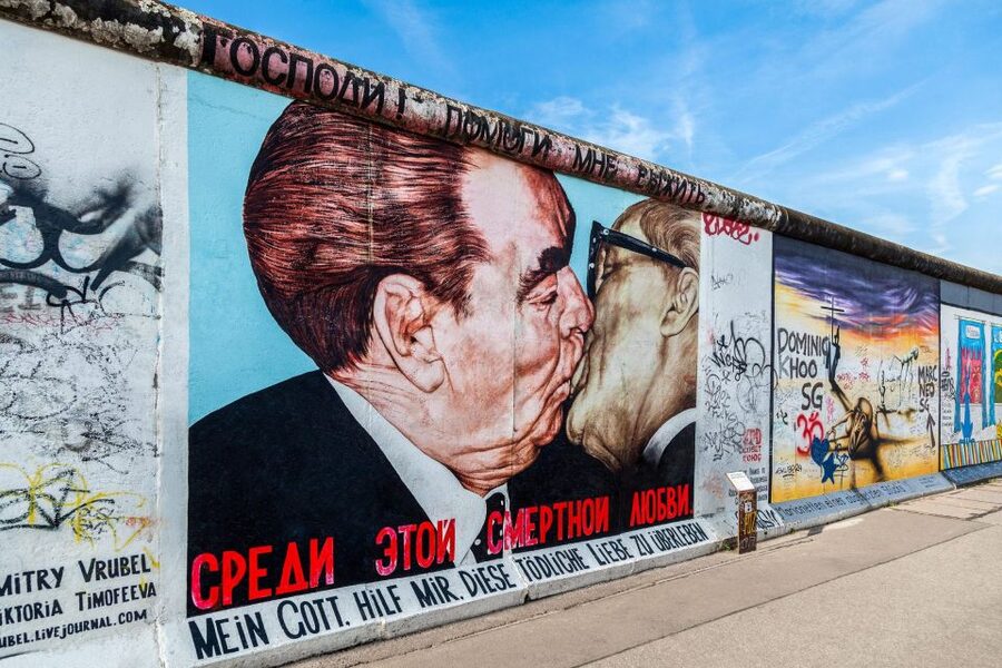 Berlin: East Side Gallery and Cold War Segway Tour - Why the East Side Gallery gives this tour its purpose