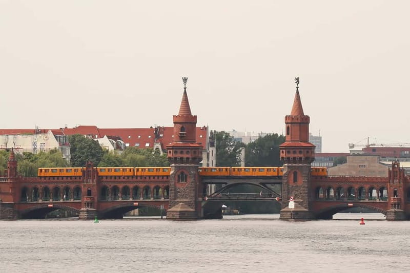 Berlin: East Side Gallery Spree Cruise in a Solar Catamaran - Why this Spree cruise feels different