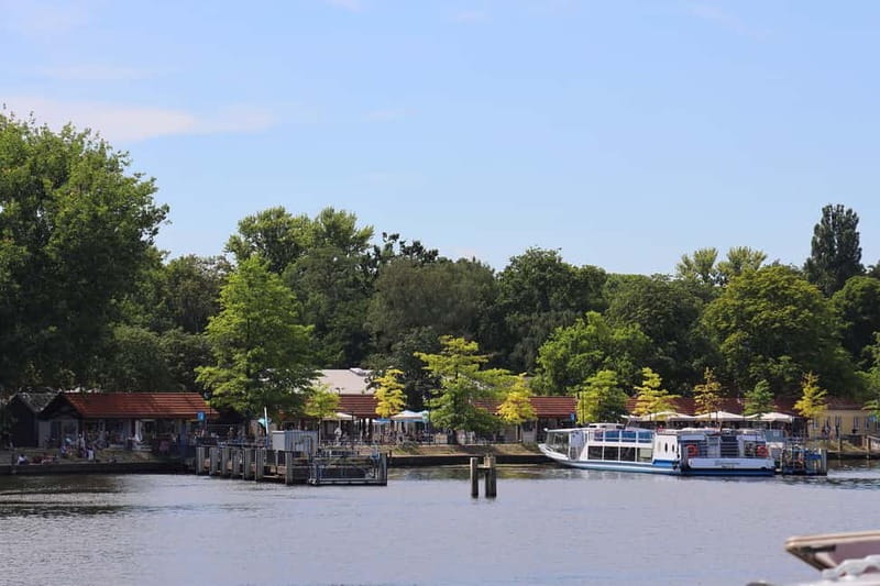 Berlin: East Side Gallery Spree Cruise in a Solar Catamaran - Is $27 a fair price?