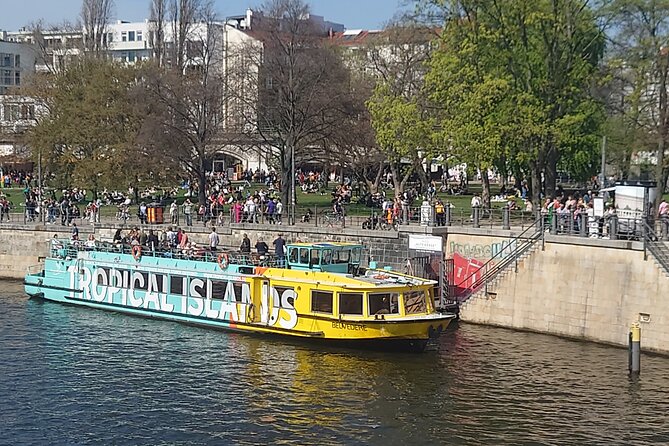 Berlin East Side Tour 2.5 hour cruise with commentary - Nikolaiviertel and the central skyline
