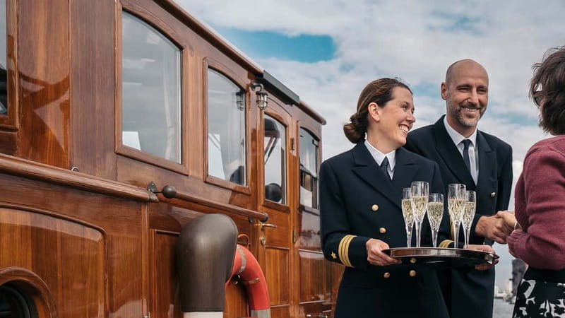 Berlin: Evening Yacht Cruise with Aperitif & Dinner Upgrade - A 1.5-hour ride built around atmosphere