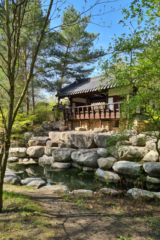 Berlin: Gärten der Welt Guided Tour - English gardens and the route between cultures