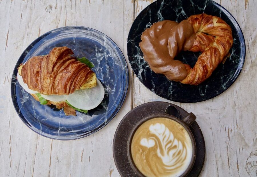 Berlin: Gourmet Food & Cultural Walking Tour - Key points at a glance
