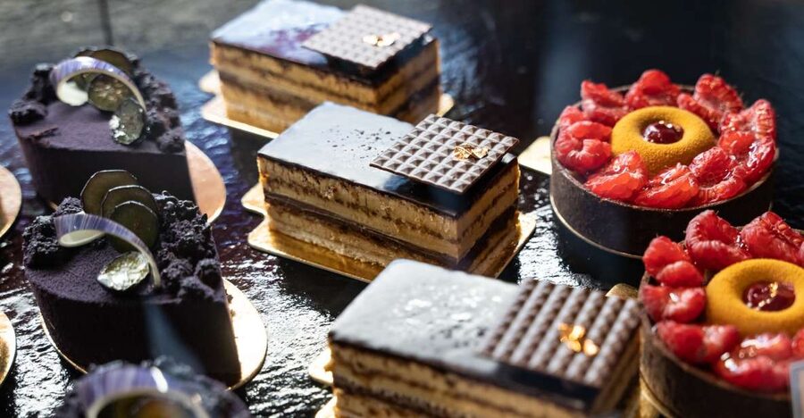 Berlin: Gourmet Food & Cultural Walking Tour - A food walk with a local point of view