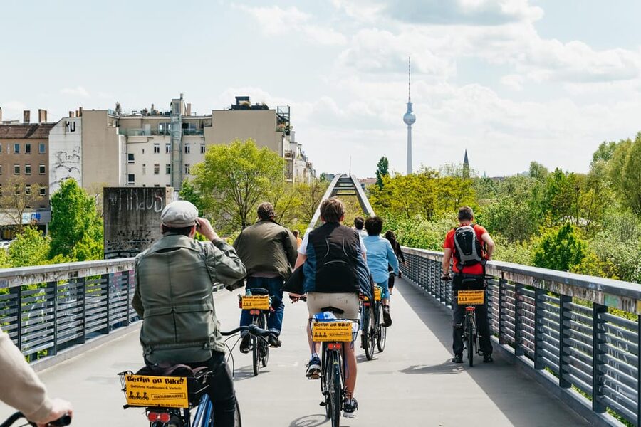 Berlin: Green City Guided Bike Tour - Following the Panke River toward Gesundbrunnen