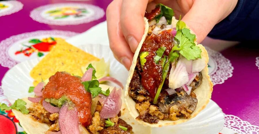 Berlin: Guided Street Food & Cultural Walking Tour - How the guides shape the experience