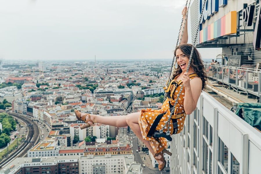 Berlin: Highest Swing in Europe - Arriving at the Park Inn and finding the High Swing