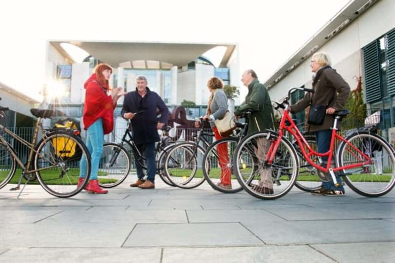 Berlin: Highlights Guided Bike Tour - From historic Mitte to Berlin’s major symbols