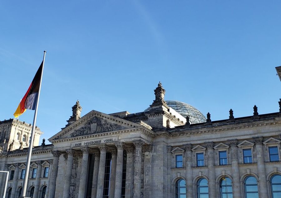 Berlin: Highlights of the City - a Private Bus Tour - Pickup anywhere in Berlin