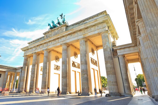 Berlin Highlights Self guided scavenger hunt and Walking Tour - What you learn between the stops