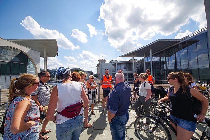 Berlin Highlights Sightseeing Bike Tour in Small Groups - Government Berlin, the Reichstag, and Brandenburg Gate