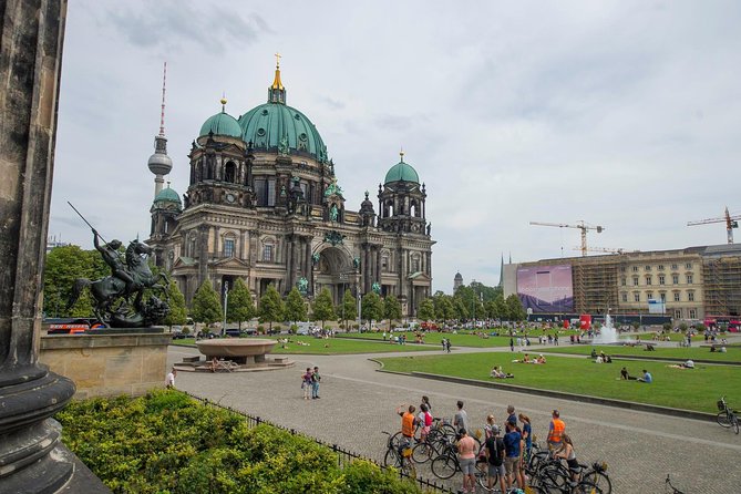 Berlin Highlights Sightseeing Bike Tour in Small Groups - The Holocaust Memorial and a careful look at the past