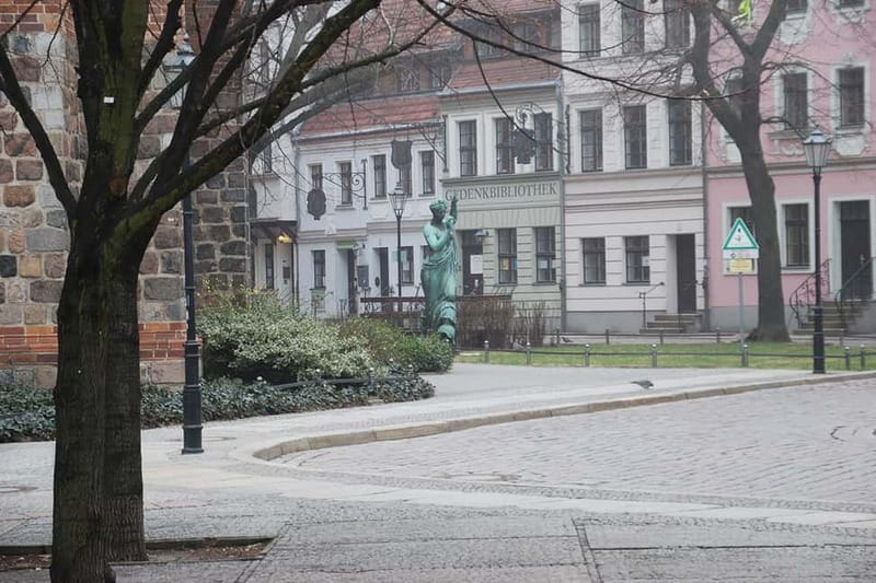 Berlin: Historic Center Walking Tour with a Real Berliner - Why this walk is useful in Berlin