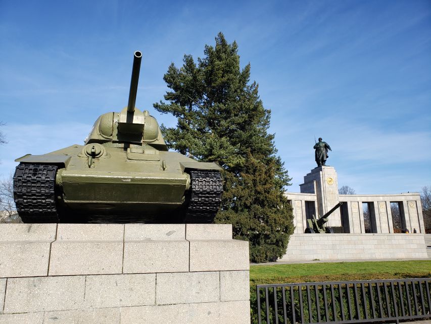Berlin: Hitler and the Third Reich - a private walking tour - The Soviet War Memorial in Tiergarten