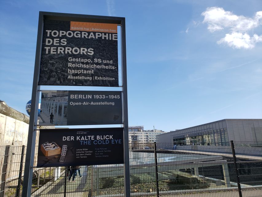 Berlin: Hitler and the Third Reich - a private walking tour - Walking through the Holocaust Memorial