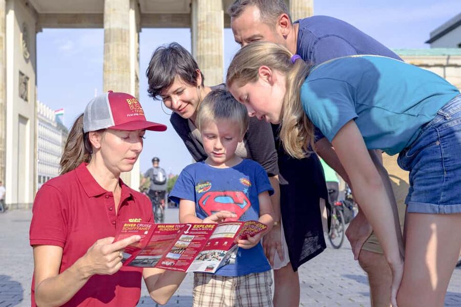 Berlin: Hop-On Hop-Off Sightseeing Bus with Boat Options - Ku’Damm, Potsdamer Platz, and the Wall
