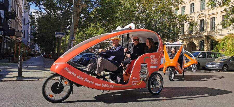 Berlin: Illuminated Berlin by Bike Taxi - Who Will Enjoy This Most?