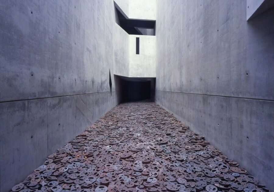 Berlin: Jewish Museum Berlin Entrance Ticket - Interactive displays make difficult subjects easier to approach