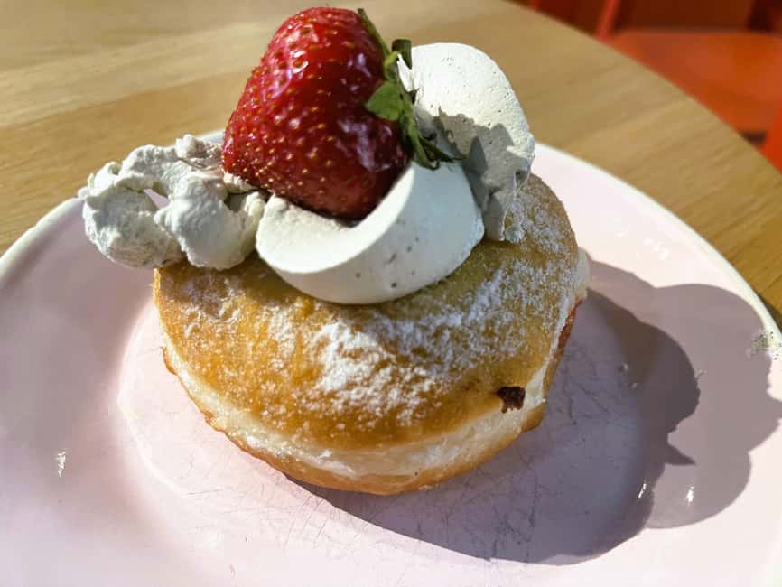 Berlin: Local Food Tour in Secrets Hidden Gems - Meeting at Block der Frauen