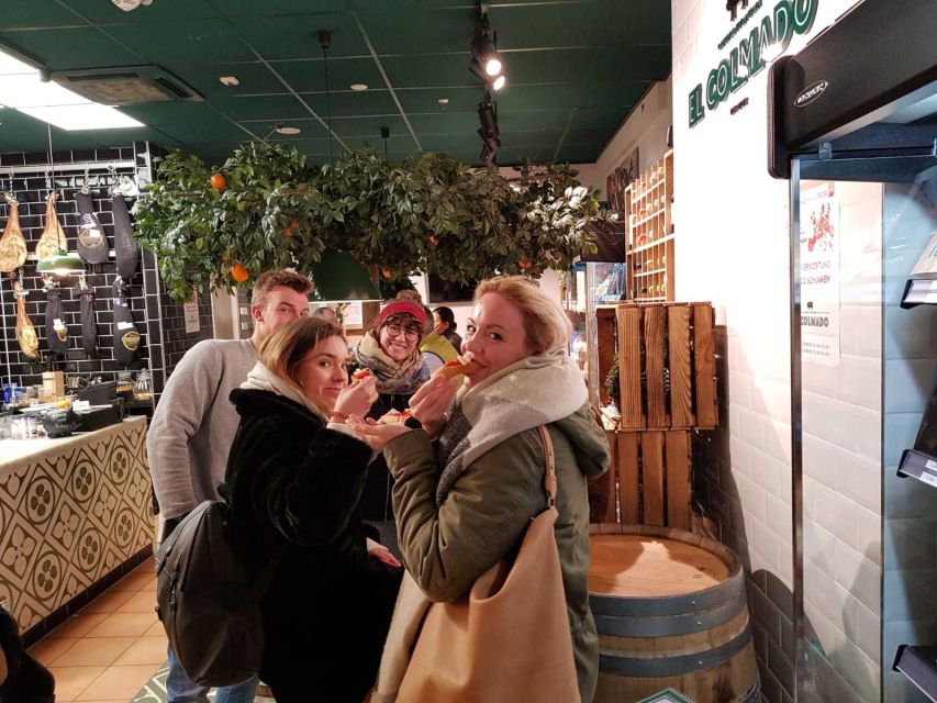 Berlin: Mitte Culinary Food Tour - Hackescher Markt and the first food stop