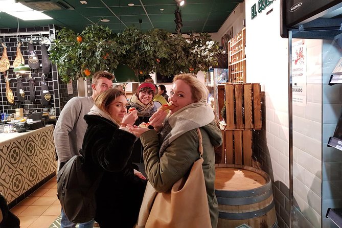 Berlin Mitte kulinarisch – Die Food Tour - Reading Mitte through its buildings
