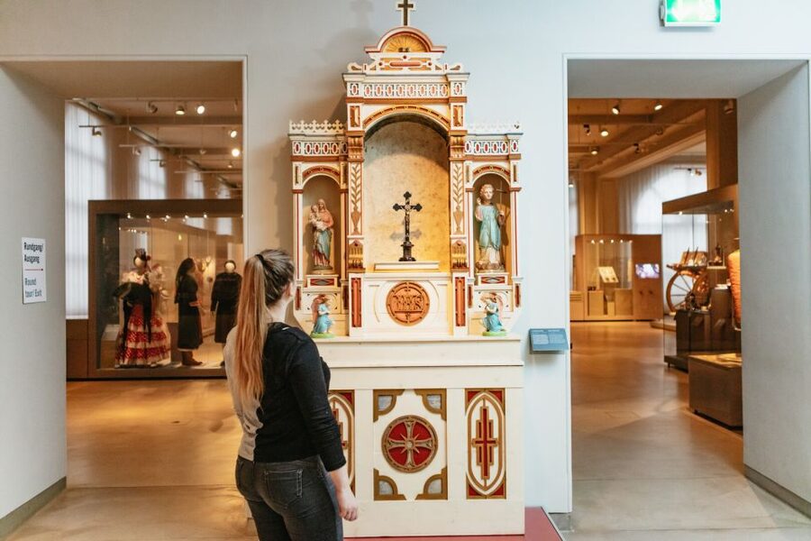 Berlin: Museum Europäischer Kulturen Entry Ticket - From arts and crafts to food and music