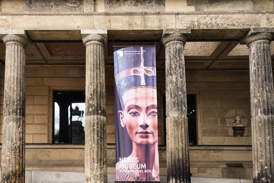 Berlin: Museum Island Guided Walking Tour - Pergamon Museum and the limits of an outside view