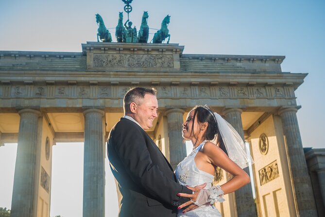 Berlin Photoshoot A Private Photoshoot with Berlins Top Sights - Meeting at the Berlin Pavilion