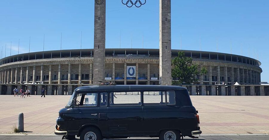 Berlin: Private 2-Hour Sightseeing Tour in Classic GDR Van - Photo stops, timing, and the pace of the ride