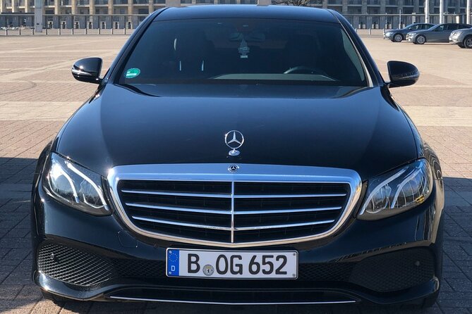 Berlin Private Airport/Hotels Transfer Service | English Speaking - Flight tracking helps, but it is not a magic shield