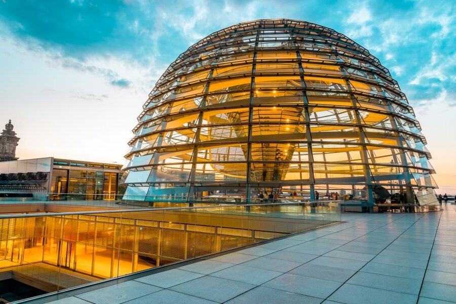 Berlin: Private Reichstag and Glass Dome Tour - Crossing the government district on foot