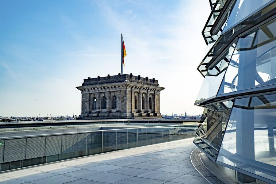Berlin: Private Reichstag and Glass Dome Tour - Inside the Reichstag glass dome