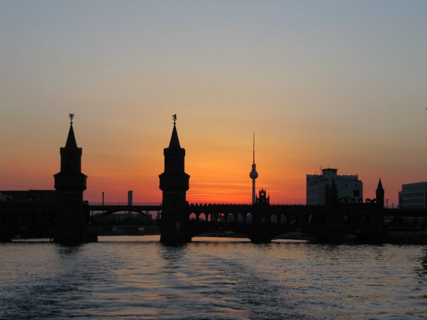 Berlin: Private Walking Tour with a Local - Key points at a glance