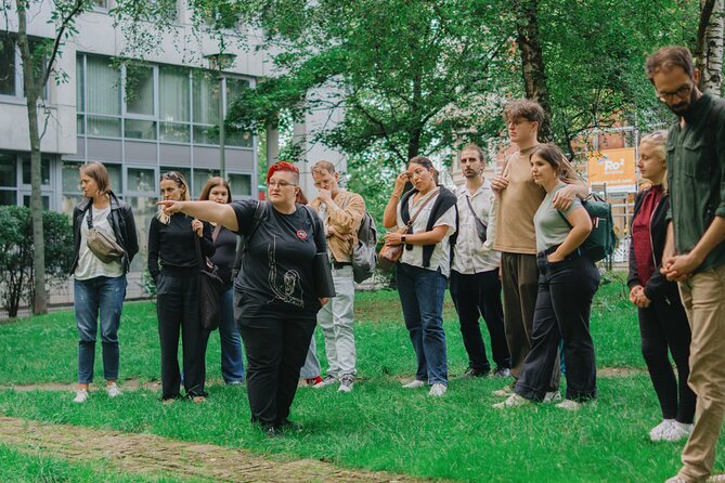 Berlin Protest History Tour: Rebels, Resistance, and Revolution - The 1989 protests at the Fountain of International Friendship