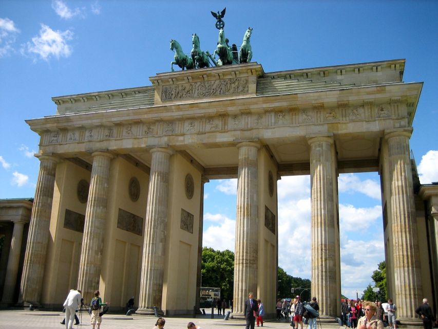Berlin: Prussian History Walking Tour with Geo Epoche - Brandenburg Gate and the former Reich Chancellery area