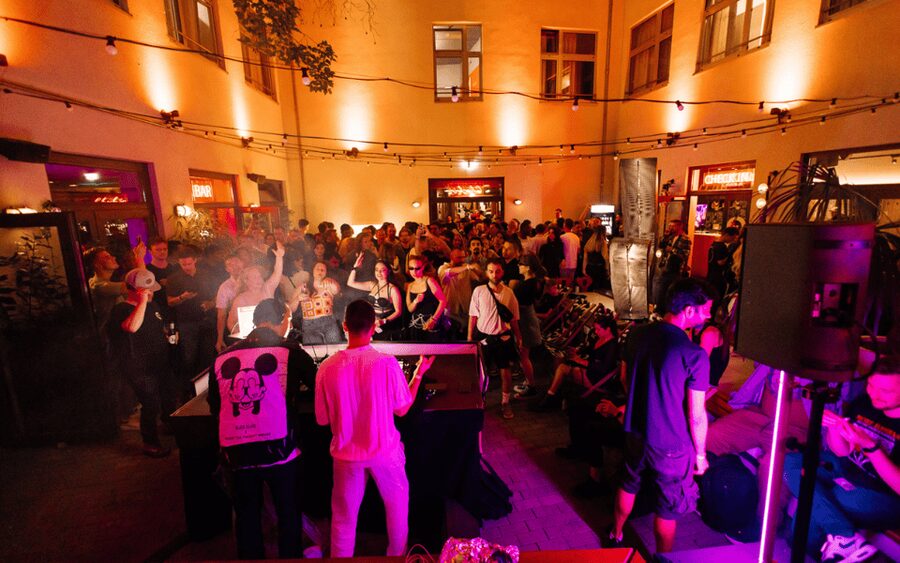Berlin: Pub Crawl with Shots and VIP Club Entry - Free shots, special drinks, and the real value of $22