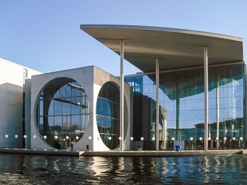 Berlin: Reichstag, Plenary Chamber, Cupola & Government Tour - What the Reichstag visit adds