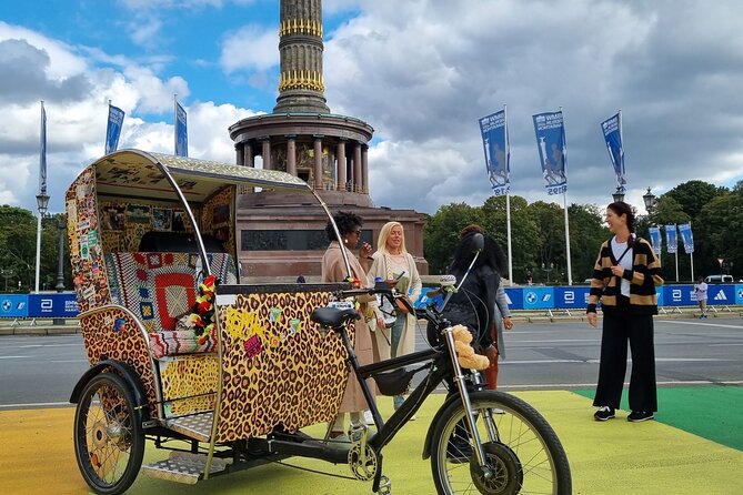 Berlin Rickshaw Tours Historical & Photo City Tour 120min - Sightseeing - Konzerthaus and the three landmark domes