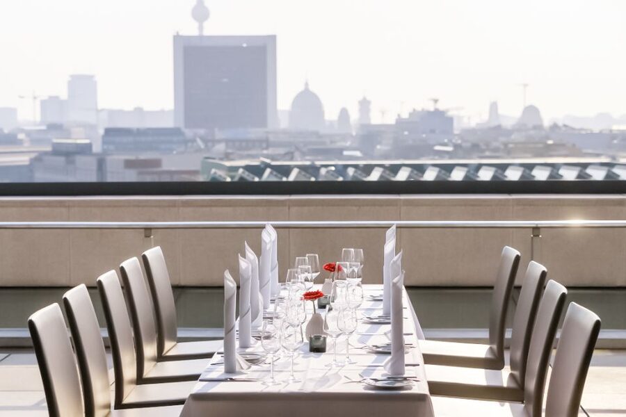 Berlin: Rooftop Lunch at the Reichstag's Käfer Restaurant - Who will enjoy this experience most