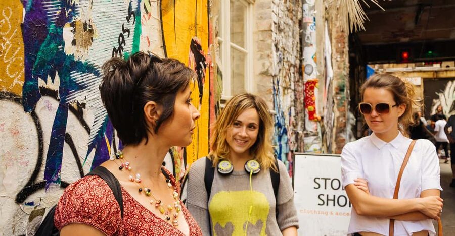 Berlin's Alternative Side: The Urban Jungle Tour - A Courtyard Used by Contemporary Artists