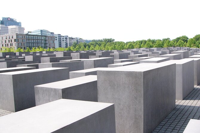 Berlin's Best: 2 Hour Walking Tour Third Reich and the Cold War - Checkpoint Charlie and the end of the divided city