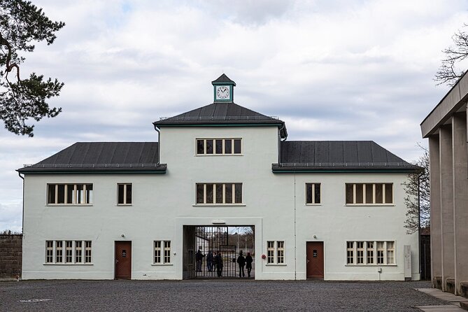 Berlin: Sachsenhausen Concentration Camp Memorial Tour - Meeting at Alexanderplatz and taking the train north