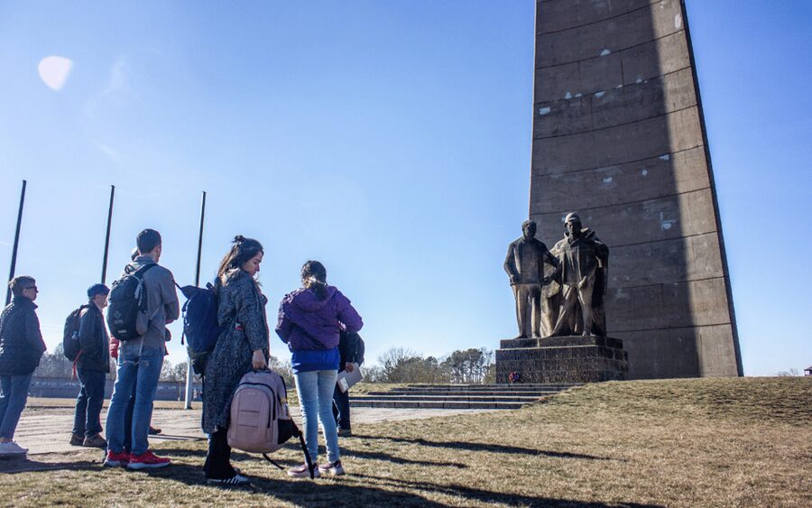 Berlin: Sachsenhausen Concentration Camp Museum Tour - Who should book this experience