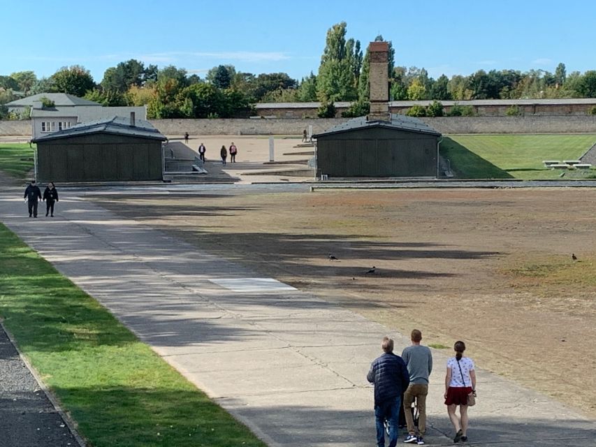 Berlin: Sachsenhausen Memorial 6-Hour Tour in Spanish - Spanish guides and the tone of the experience