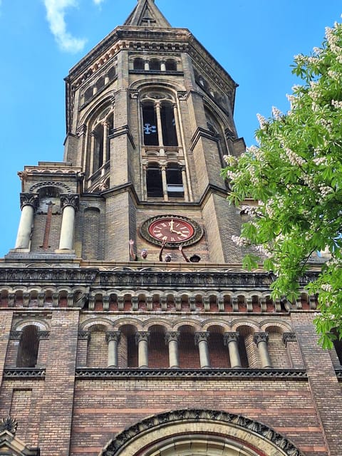 Berlin: Secrets of Berlin Bike Tour - Climbing Zionskirche’s bell tower