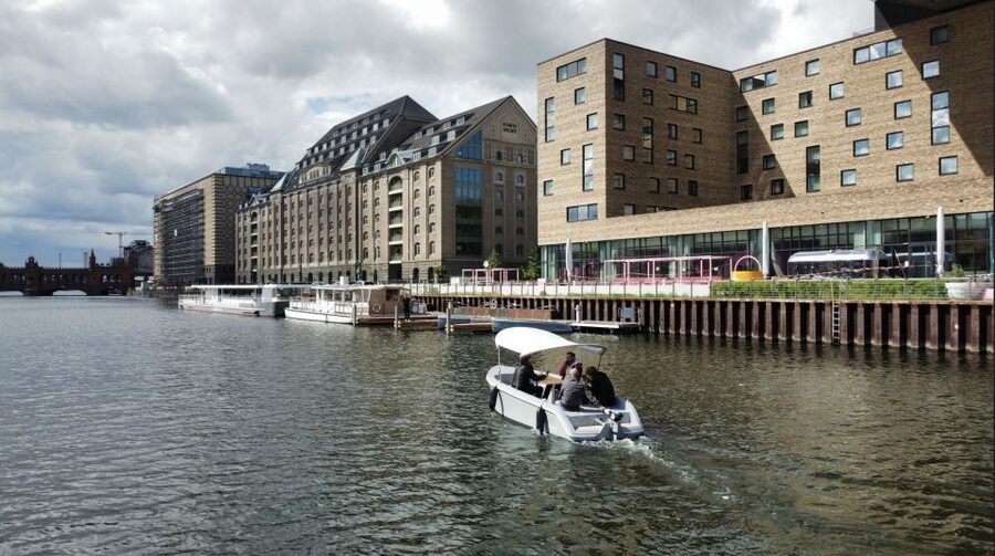 Berlin: Self-Drive Boat Tour - Why the slow electric boat works