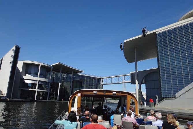 Berlin sightseeing boat tour on the Spree - Starting at the Alte Börse pier