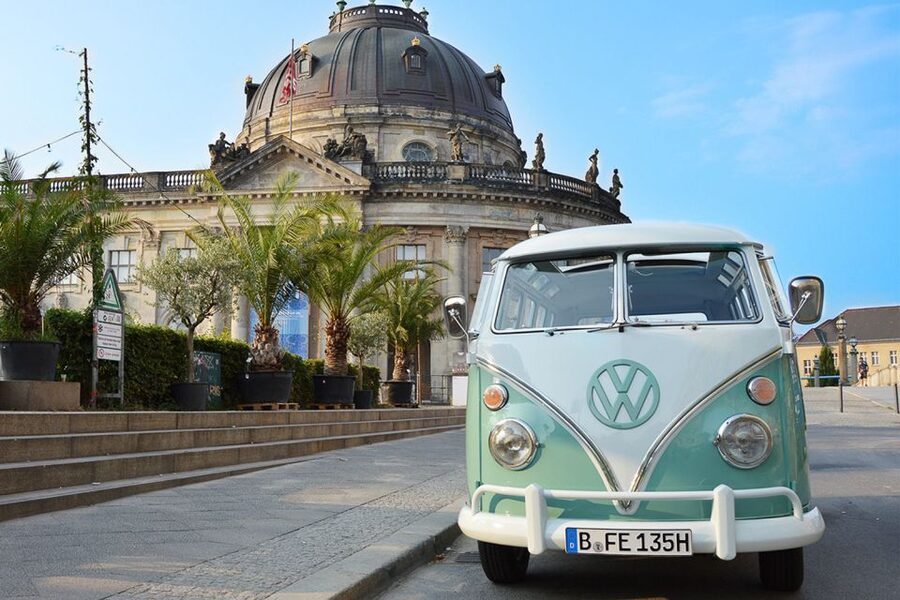 Berlin: Sightseeing Tour in Classic Volkswagen T1 Samba Bus - Brandenburg Gate, the Reichstag, and the modern government quarter