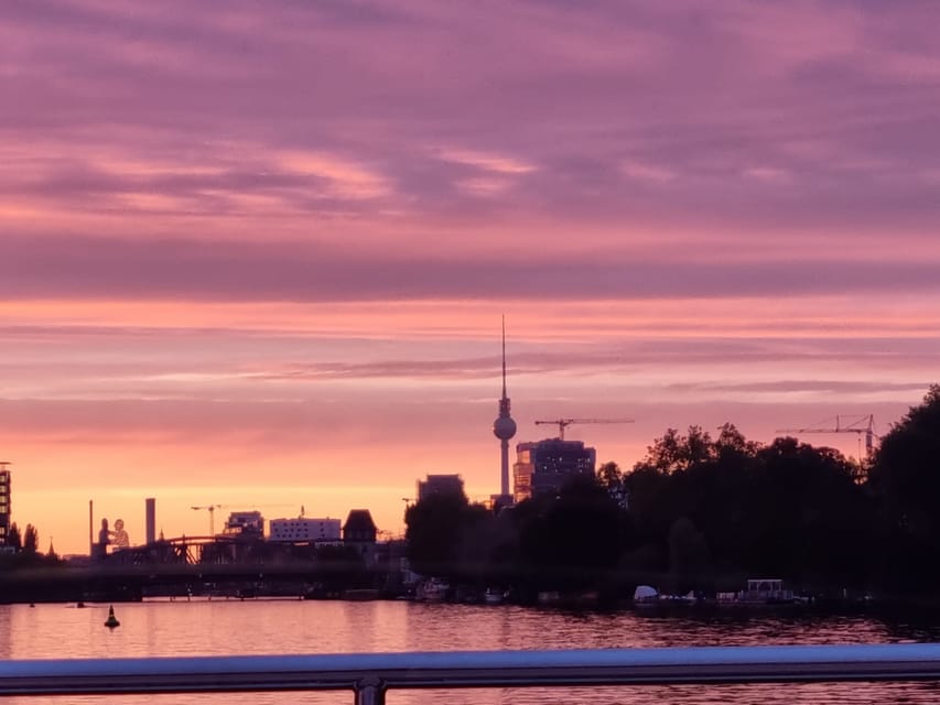Berlin: Solar Powered Sunset Catamaran Cruise & Audio Guide - Boarding beside Oberbaumbrücke