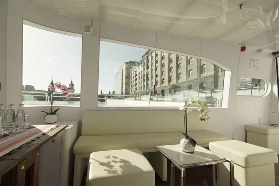 Berlin: Solar Powered Sunset Catamaran Cruise & Audio Guide - The government district, Reichstag, and Hauptbahnhof